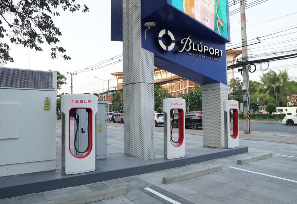 Bluport Recharge Destination สถานีพักรถและชาร์จรถยนต์ไฟฟ้าใหญ่ที่สุดแห่งเดียวของทางลงใต้ พร้อมสถานที่จอดพักและรองรับนักท่องเที่ยว